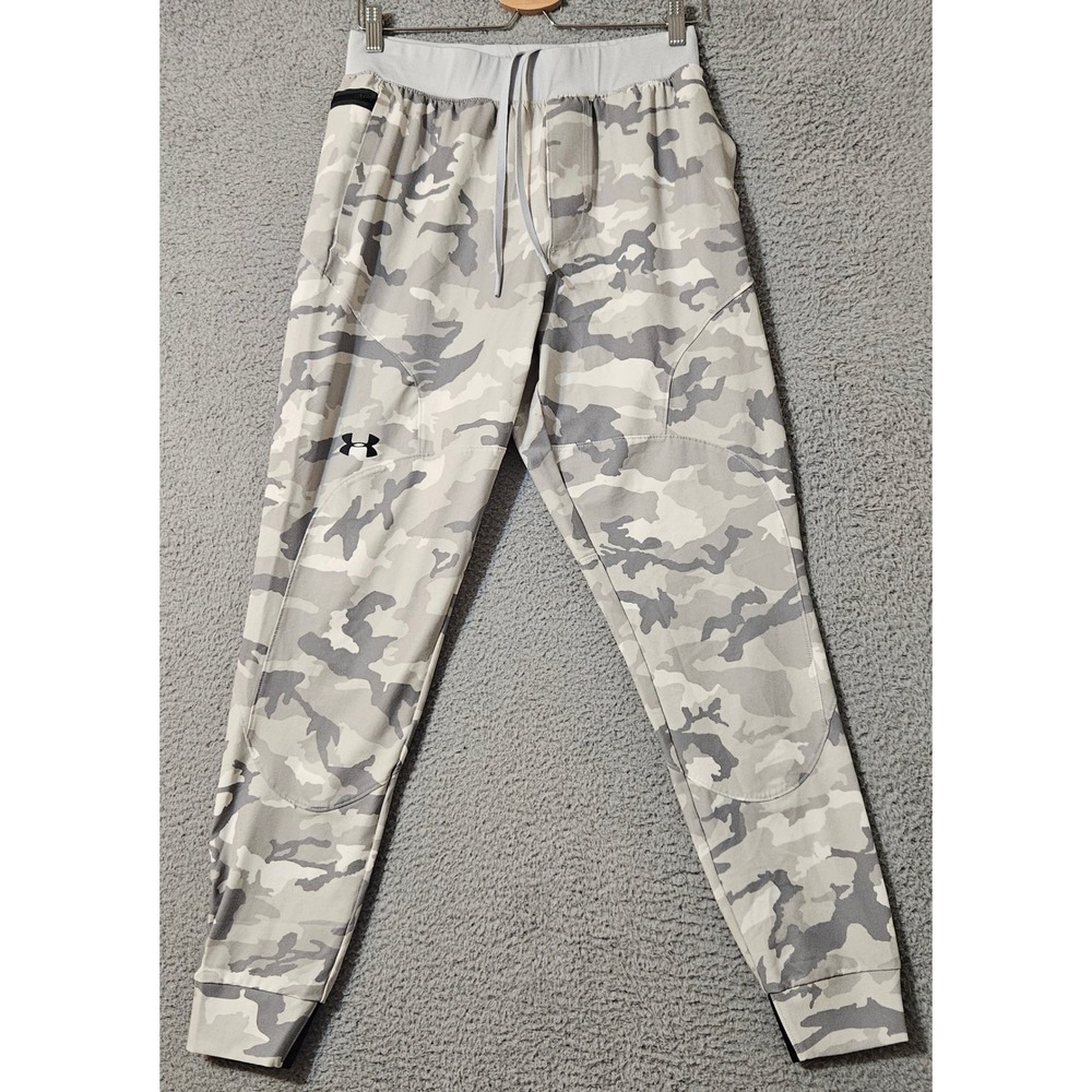 Under Armour Unstoppable Joggers Woven Men's Fitted Size Medium 1352027 Camo‎